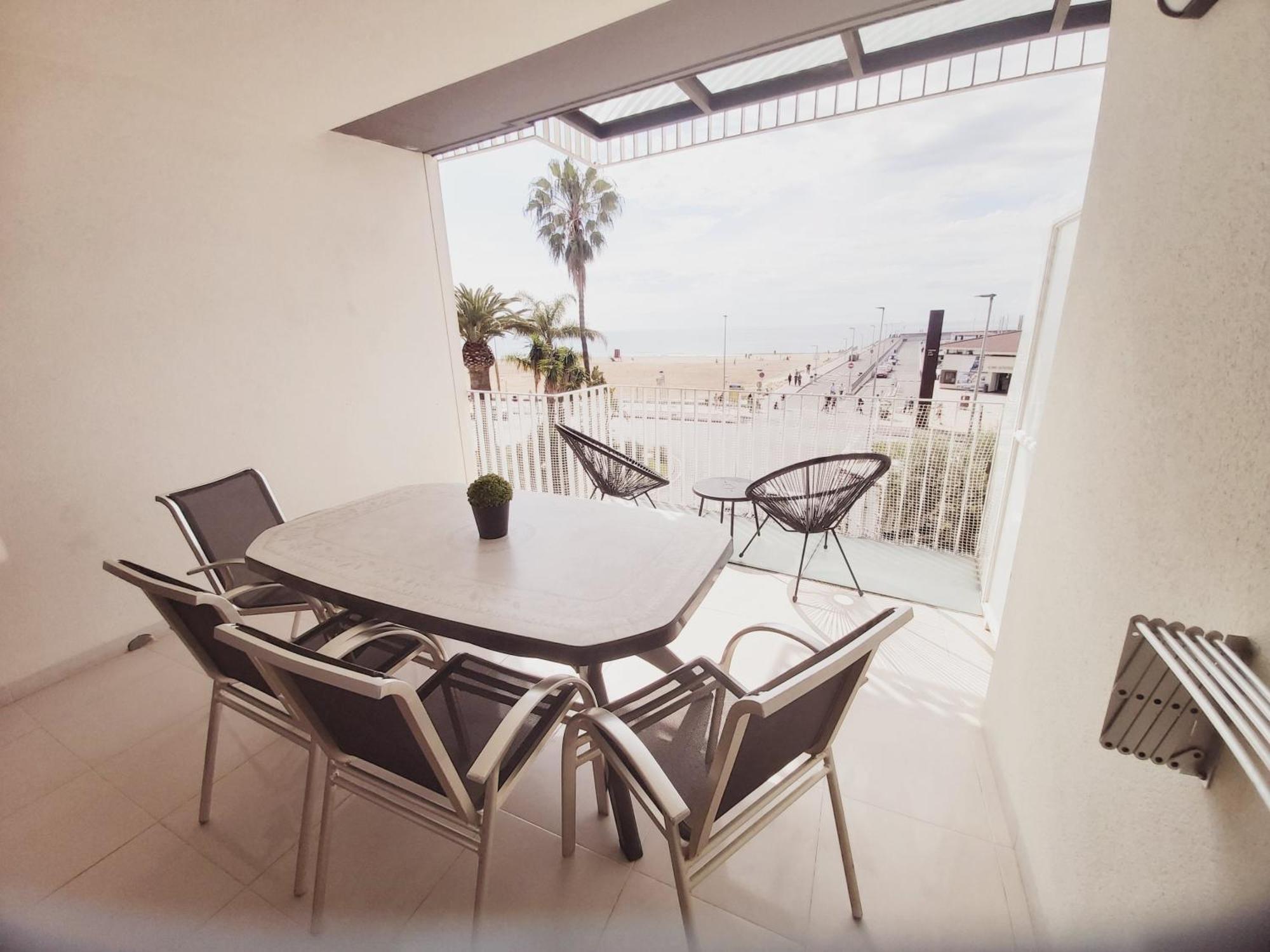 Apartaments Voramar Cambrils Bilik gambar