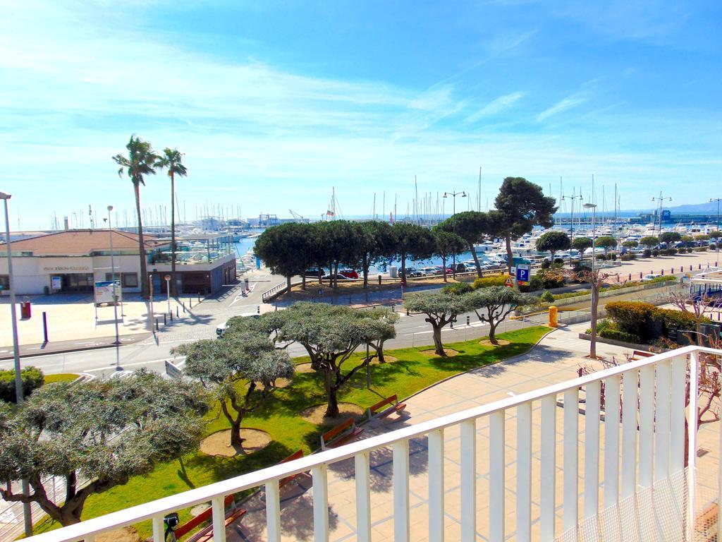 Apartaments Voramar Cambrils Bilik gambar